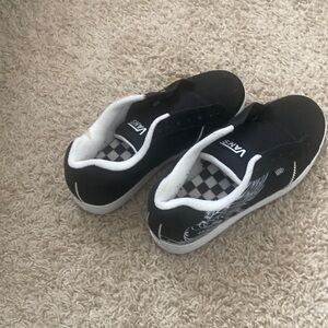 Widow vans.Size 7 in womens,5.5 boys